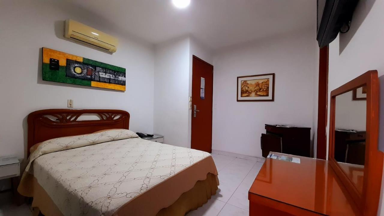 Hotel Chucarima กูกูตา ภายนอก รูปภาพ